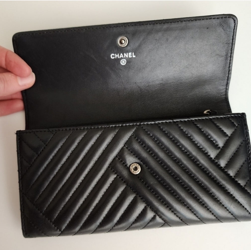Chanel Black Quilted Leather Wallet Clutch - Picture 7 of 16